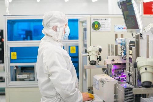 光谷高端光電子產品節前加緊出貨，自動化科技助力效率提升